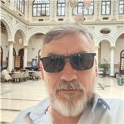 Profesor de guitarra, Armonica, Ukelele e iniciación en piano.  Más de 30 Años enseñando música.